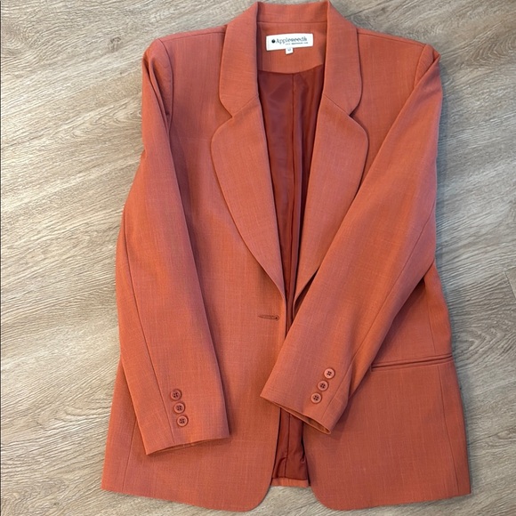 LIKE NEW Burnt Orange Blazer - Picture 5 of 5